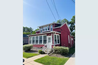 339 W South St, Oconomowoc, WI 53066 - Photo 4