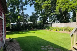 339 W South St, Oconomowoc, WI 53066 - Photo 32