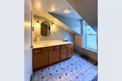 339 W South St, Oconomowoc, WI 53066 - Photo 36