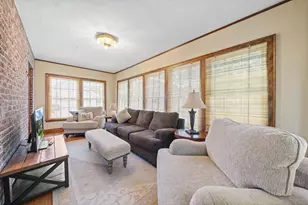 1105 Barnes St, Delavan, WI 53115 - Photo 14