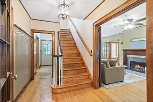 1105 Barnes St, Delavan, WI 53115 - Photo 6