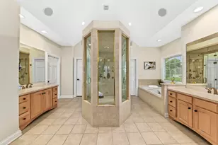 N51W19090 Crestview Terrace, Menomonee Falls, WI 53051 - Photo 18