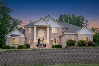 N51W19090  Crest View Ter, Menomonee Falls, WI 53051 - Photo 1