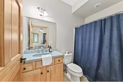 N51W19090  Crest View Ter, Menomonee Falls, WI 53051 - Photo 30
