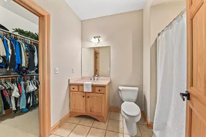 N51W19090  Crest View Ter, Menomonee Falls, WI 53051 - Photo 28