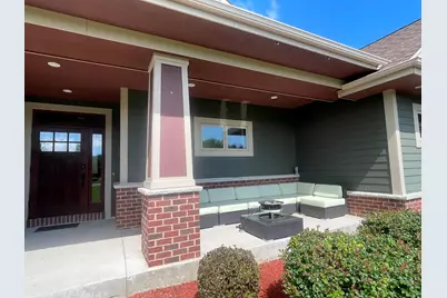 W319S9145  Laurens Pkwy, Mukwonago, WI 53149 - Photo 4