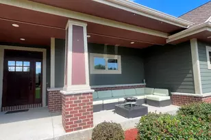 W319S9145 Lauren's Pkwy, Mukwonago, WI 53149 - Photo 4
