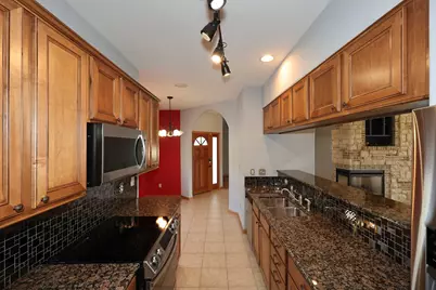 3406 W Villa Dr, Franklin, WI 53132 - Photo 20
