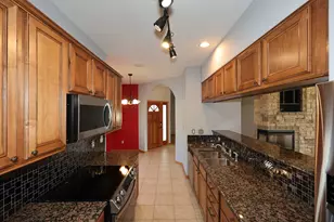 3406 W Villa Dr, Franklin, WI 53132 - Photo 20