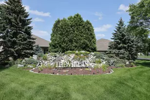 3406 W Villa Dr, Franklin, WI 53132 - Photo 2