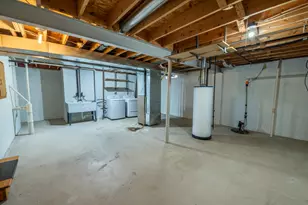 9601 W Darnel Ave, Milwaukee, WI 53224 - Photo 32
