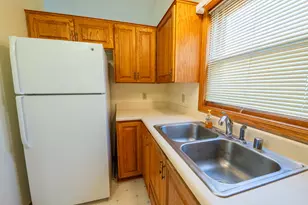 9601 W Darnel Ave, Milwaukee, WI 53224 - Photo 14