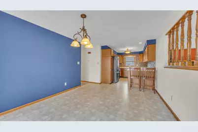 1723  Hilltop Dr, Sheboygan, WI 53081 - Photo 8