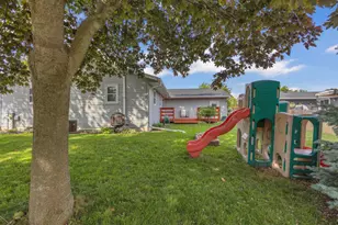 1723 Hilltop Dr, Sheboygan, WI 53081 - Photo 24