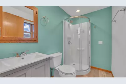 1723  Hilltop Dr, Sheboygan, WI 53081 - Photo 12