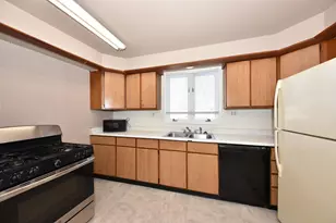 234 N 37th St, Milwaukee, WI 53208 - Photo 12