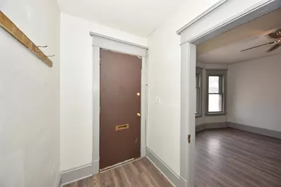 3413 W Vine St #3415, Milwaukee, WI 53208 - Photo 8