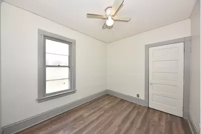 3413 W Vine St #3415, Milwaukee, WI 53208 - Photo 10