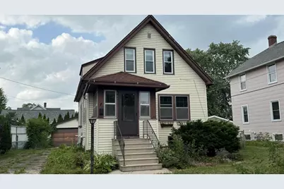 147 E Cotton St, Fond du Lac, WI 54935 - Photo 2