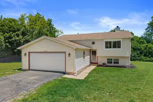 10011 Sheridan Rd, Pleasant Prairie, WI 53158 - Photo 2