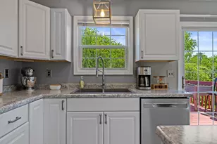 10011 Sheridan Rd, Pleasant Prairie, WI 53158 - Photo 14