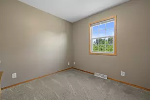 10011 Sheridan Rd, Pleasant Prairie, WI 53158 - Photo 30