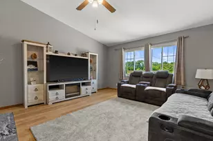 10011 Sheridan Rd, Pleasant Prairie, WI 53158 - Photo 20