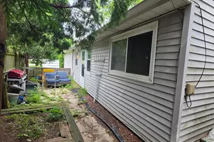 8329 W Auer Ave, Milwaukee, WI 53222 - Photo 4