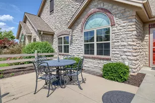 W250N5002 William Dr, Sussex, WI 53072 - Photo 32