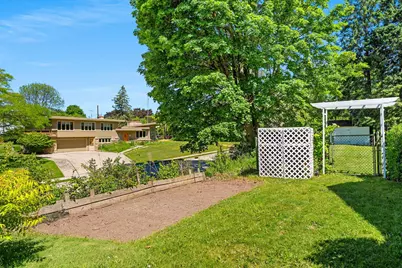 420  Waldo Blvd, Manitowoc, WI 54220 - Photo 58