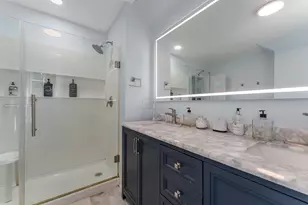 420 Waldo Blvd, Manitowoc, WI 54220 - Photo 32