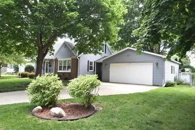 2205  Dwight St, Racine, WI 53403 - Photo 46