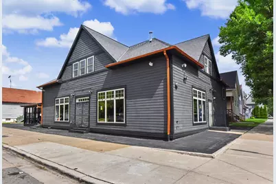 502A W Garfield Ave, Milwaukee, WI 53212 - Photo 2