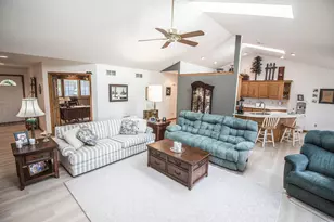 214 S Cottrell Dr, Saukville, WI 53080 - Photo 18