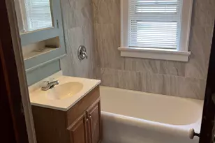 4124 N 24th Pl, Milwaukee, WI 53209 - Photo 16