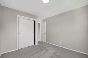 1008 Saxony Dr, Racine, WI 53402 - Photo 12