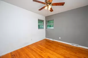 2267 W Grange Ave, Milwaukee, WI 53221 - Photo 26