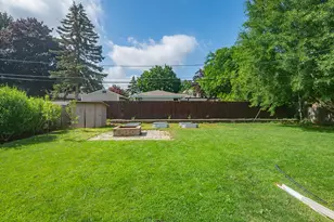 2267 W Grange Ave, Milwaukee, WI 53221 - Photo 36