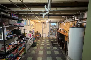 7501 W Vienna Ct, Milwaukee, WI 53216 - Photo 10