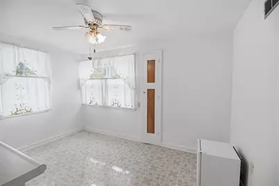 4324 N 15th St #4324A, Milwaukee, WI 53209 - Photo 12
