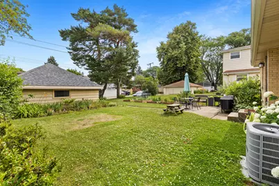 10156 W Montana Ave, West Allis, WI 53227 - Photo 24