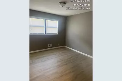4947 N 20th St, Milwaukee, WI 53209 - Photo 10
