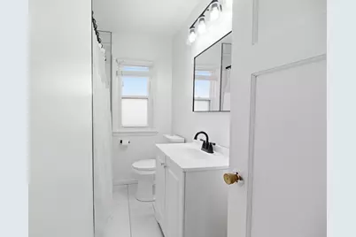4324 N 15th St, Milwaukee, WI 53209 - Photo 8