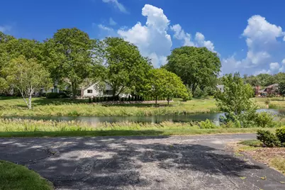 1118  Pilgrim Pkwy, Elm Grove, WI 53122 - Photo 44