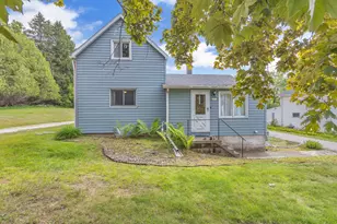 1151 Franklin Dr, Cleveland, WI 53015 - Photo 2
