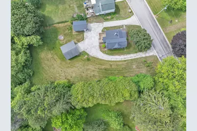 1151  Franklin Dr, Cleveland, WI 53015 - Photo 24