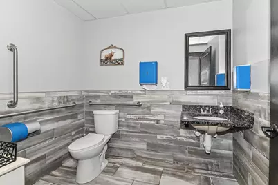 202 E Main St #202A, Racine, WI 53185 - Photo 10
