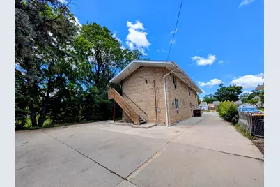 2628 S 84th St, West Allis, WI 53227 - Photo 6