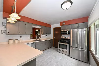 1704  16th Ave, Grafton, WI 53024 - Photo 8