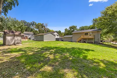 30012  Meadow Dr, Burlington, WI 53105 - Photo 16